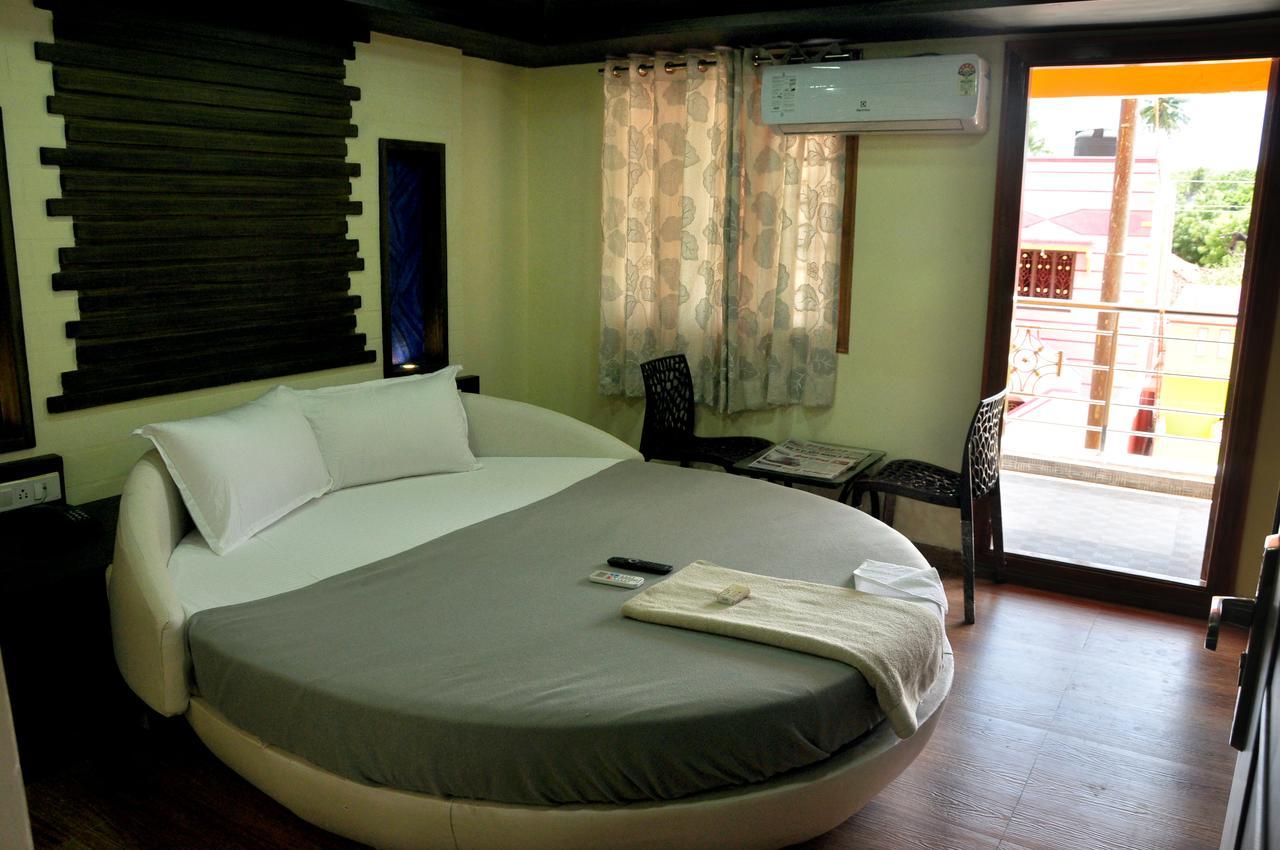 Hotel Anandhiram Heritage Карайкал Екстер'єр фото